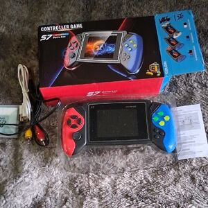 S7 Handheld Game Console - Black with Red and Blue Accents 620 Games NWT